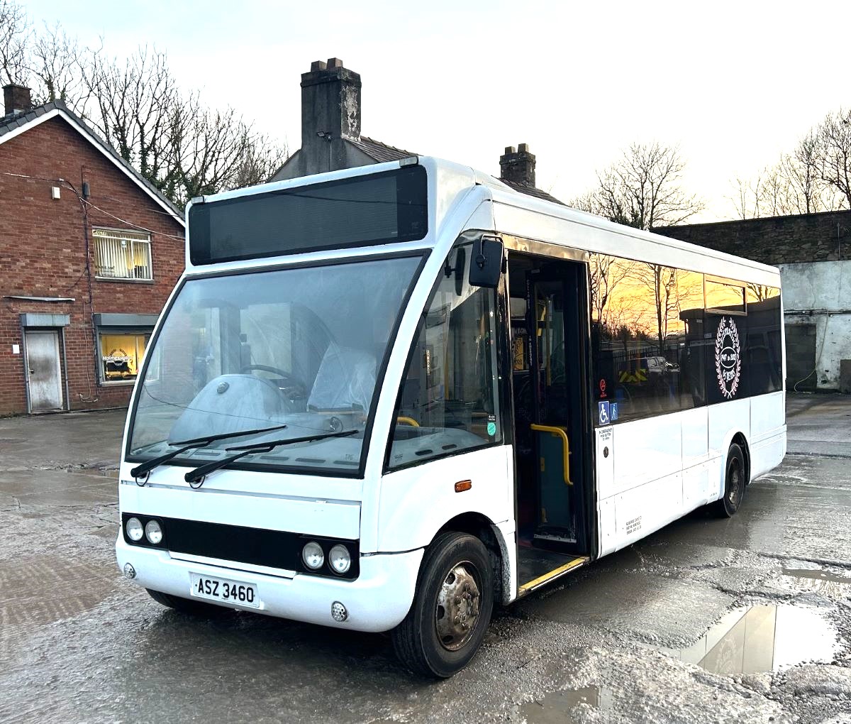 2006 Solo Slimline 7.8m 24 seats Now reduced!